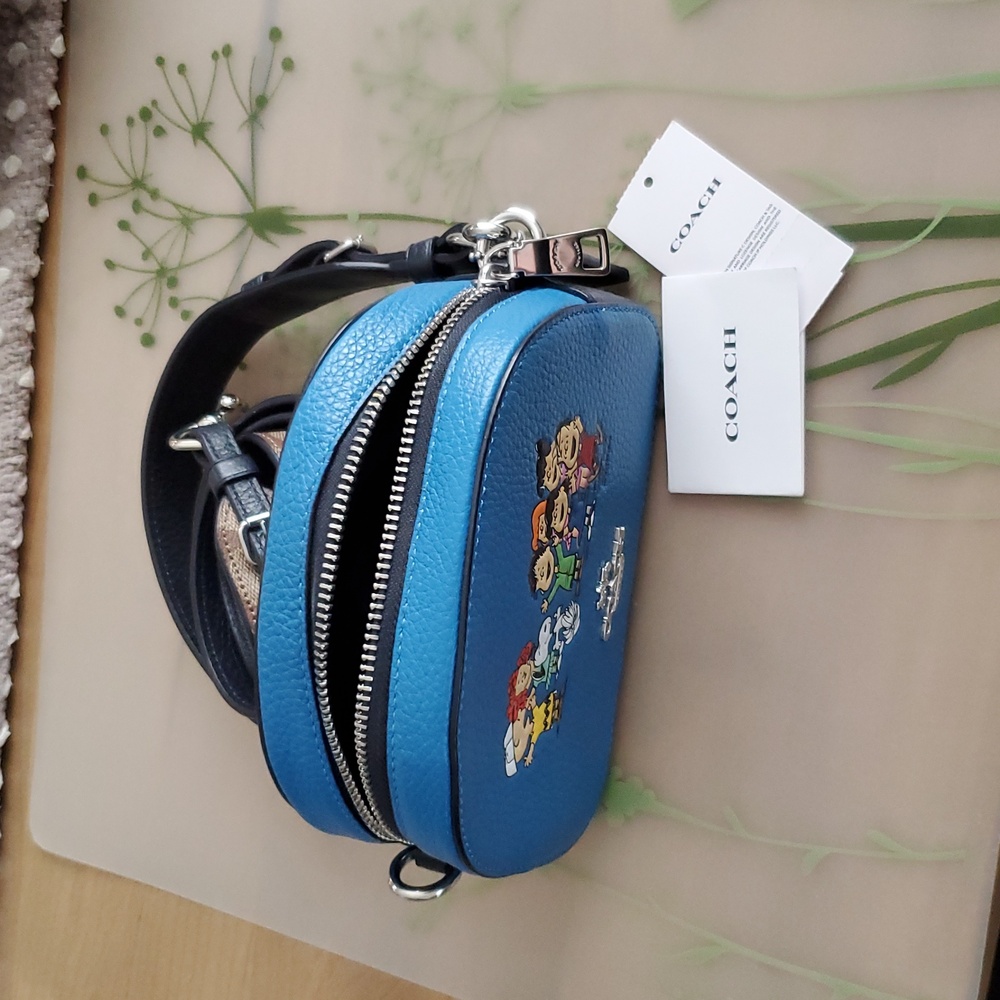 NWT 2021 Coach x Peanuts Mini Bag & Strap - Picture 2 of 12